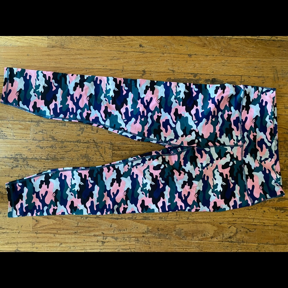FABLETICS power-hold leggings